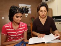 Karşıyaka'da görme engellilere 2000 kadın kitap okuyacak