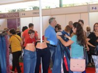 Karşıyaka'da indirime hücum!..