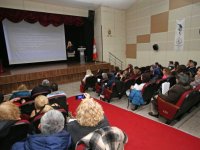 Karşıyaka’da ''İyi Anne Baba Okulu'' açıldı