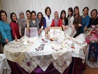 Karşıyaka'da meslek edindirme ve hobi kursları başlıyor