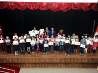 Karşıyaka'da miniklere satranç turnuvası düzenlendi