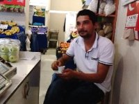 Karşıyaka'da motosikletle hafif ticari araç çarpıştı: 1 ölü