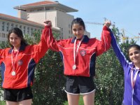 Karşıyaka'da öğrenciler Çanakkale Şehitleri için koştu