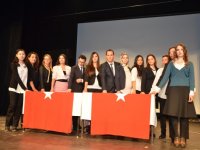 Karşıyaka'da Öğretmenler Günü coşkuyla kutlandı