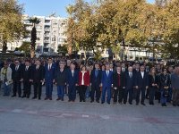 Karşıyaka’da Öğretmenler Günü coşkuyla kutlandı