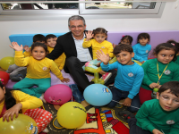 Karşıyaka'da okul öncesi eğitime önemli yatırım