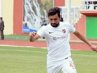 Karşıyaka'da Onur kadro dışı bırakıldı