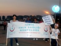 Karşıyaka'da sağlıklı yaşam için yürüdüler...