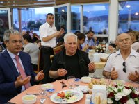 Karşıyaka’da şehit ailelerine iftar
