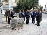 Karşıyaka'da sokaklar yenileniyor...