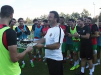 Karşıyaka'da Sümbül'ün koltuğu sallantıda