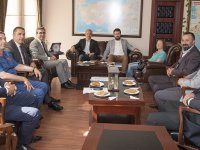 Karşıyaka’da Türkiye’ye örnek olacak seçim öncesi anlaşma