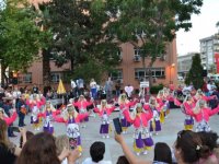 Karşıyaka'da üç gün sürecek halk oyunları şenliği coşkusu