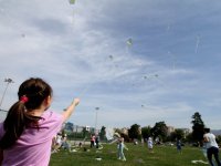 Karşıyaka'da uçurtmalar ‘temiz çevre’ için havalandı