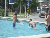 KARŞIYAKA'DA YOLLAR BOMBOŞ KALDI...