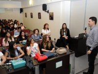 Karşıyaka'daki anaokulu öğretmenlerine seminer