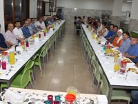 Karşıyaka’daki eğitimciler iftarda bir araya geldi