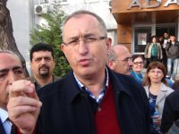 Okulda gazete okuma olayını haber yapan muhabirlere beraat