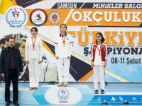 Karşıyakalı Azra Türkiye ikincisi