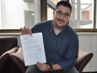 Karşıyakalı Buharalıoğlu, azmedip kredi kartı aidatını geri aldı