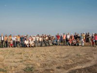 Karşıyakalı çevreciler Gediz Deltası’nı temizledi