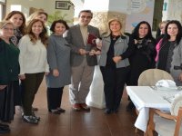 Karşıyakalı İş Kadınları Derneği ''Gönüllerin Kaymakamı''nı Kuşadası’nda ziyaret etti