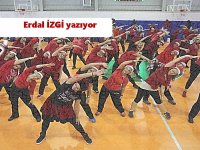Karşıyakalı kadının zumbası... 