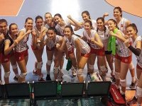 Karşıyakalı kızlar son 16'da...