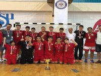 Karşıyakalı küçük hentbolcular Türkiye Şampiyonu