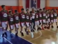 Karşıyakalı miniklerden annelerine sürpriz