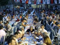 Karşıyakalı Romanlar iftarda buluştu
