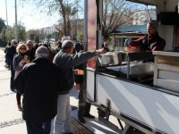 Karşıyakalı şehitlerin hayrına 4.kez lokma döktürdüler