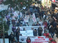 Karşıyakalı STK'lardan ''Yeni Anayasa'ya Hayır'' yürüyüşü