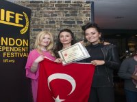 Karşıyakalı yönetmene Londra'dan ödül...