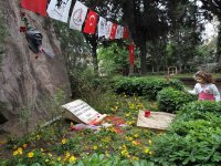 Karşıyakalılar, anne toprağından Ata’ya çiçek götürecekler