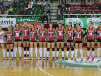 Karşıyaka'nın kızları Manisa'da kayıp