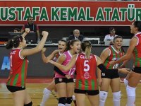 Karşıyaka’nın kızları play off’ta…