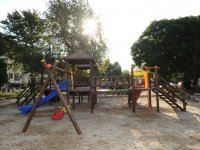 Karşıyaka'nın parkları çocuklara emanet