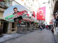 Karşıyaka'nın şehidi, yaşadığı sokakta ölümsüzleşecek