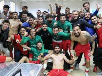 Karşıyaka'nın yüzü uzatma dakikalarında gülüyor...