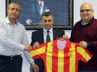 Karşıyaka'ya Göztepeli danışman mı geliyor?