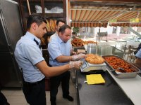 Karşıyaka'da fırın ve pastanelere sıkı denetim