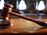 Kavuklar’ın Karşıyaka’daki malları satışa çıkıyor