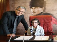 Kelebek kızın hayali gerçeğe dönüşüyor 