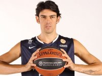 Kerem Gönlüm Pınar Karşıyaka'da...