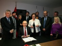 Kılıçdaroğlu İGC’yi ziyaret etti