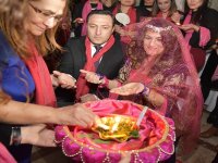 Kınalar yakıldı, düğün yarın...