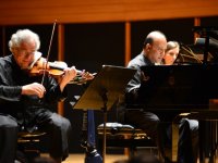 Klasik müziğin süperstarı gönülleri fethetti