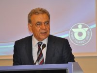 KOCAOĞLU: BECERİKSİZİM ÇÜNKÜ MÜTEAHHİT SEÇEMİYORUM...