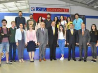 Kolombiya Büyükelçisi İzmir Üniversitesi’ni ziyaret etti